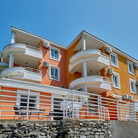 Apartments Villa Relax Petrovac Eksteriør billede