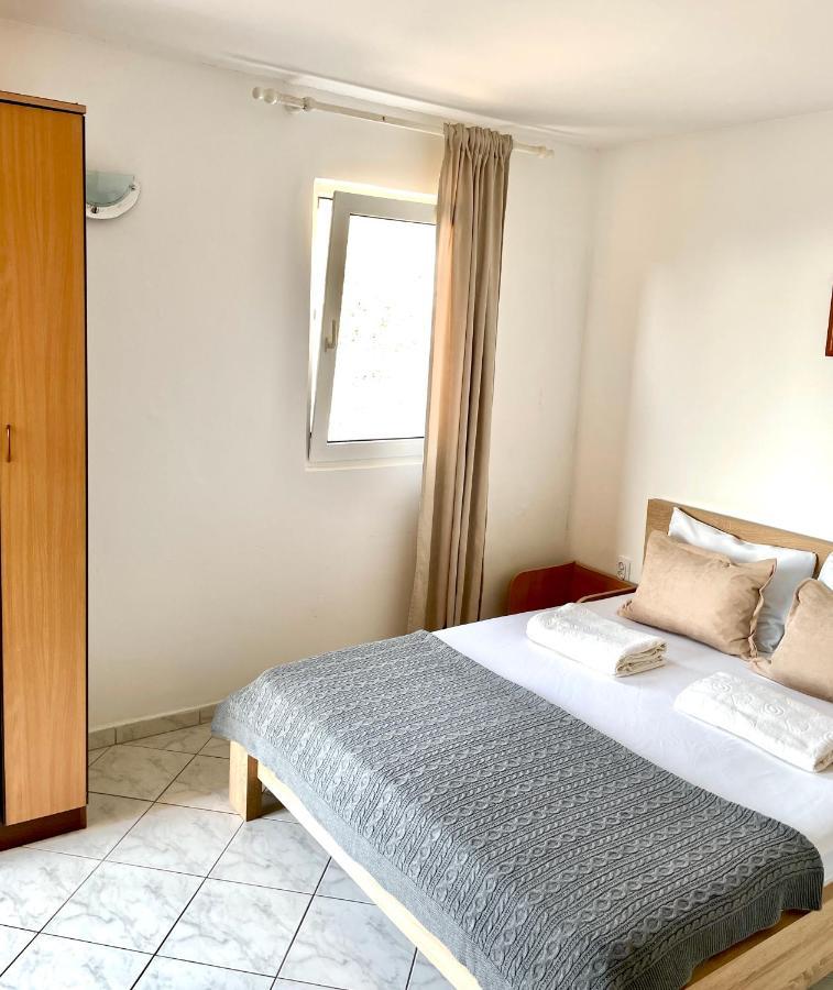 Apartments Villa Relax Petrovac Eksteriør billede