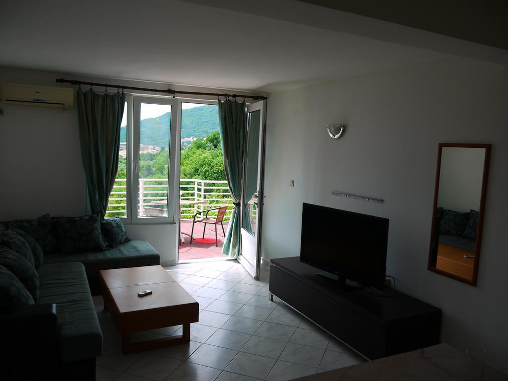 Apartments Villa Relax Petrovac Eksteriør billede